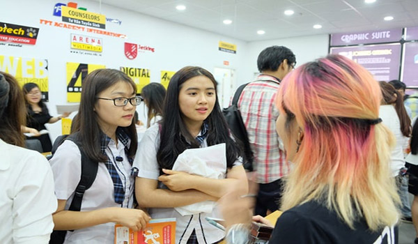 Khóa học thiết kế đồ họa tại PFT Arena